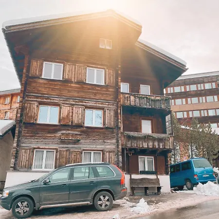 Apartment Nü Hus Arosa
