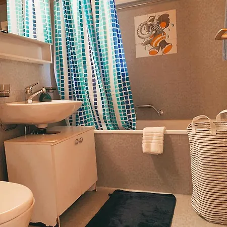 Nue Hus Apartament *